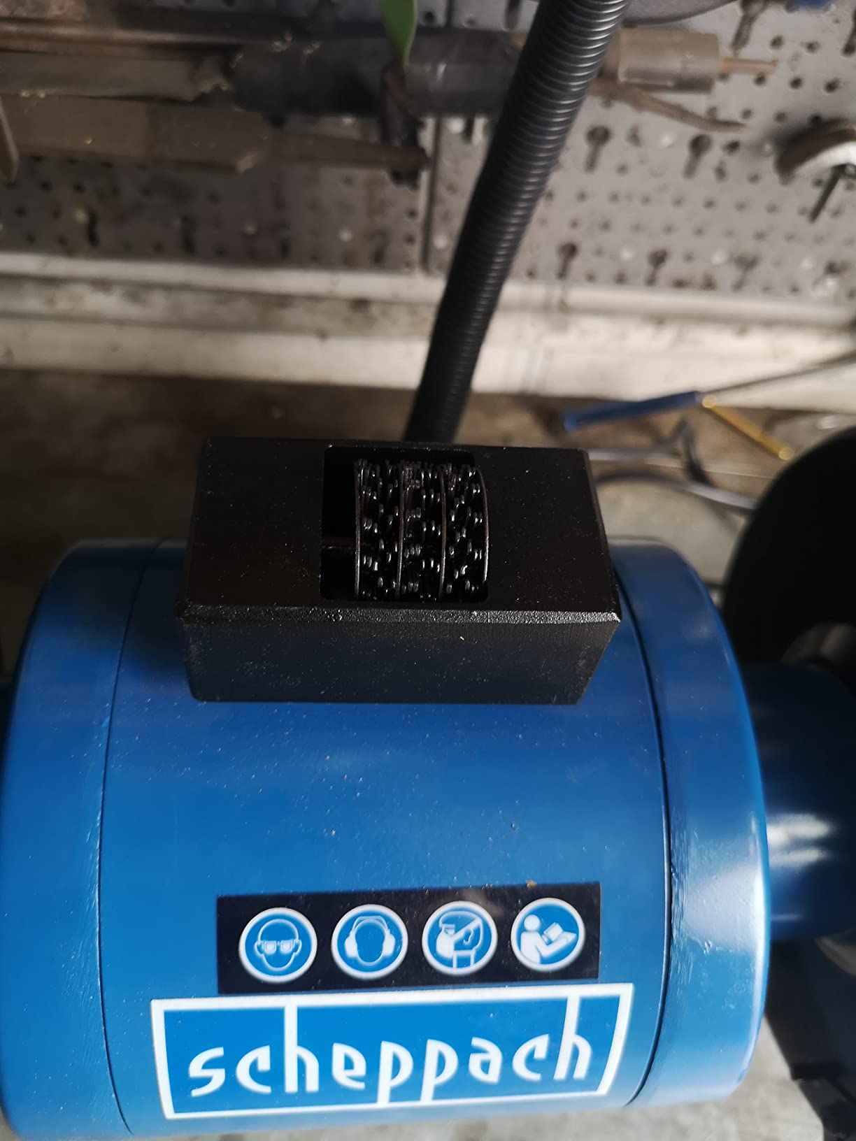 Scheppach BSM Series BG200 touret à meuler double 550 W, meules Ø 200 mm