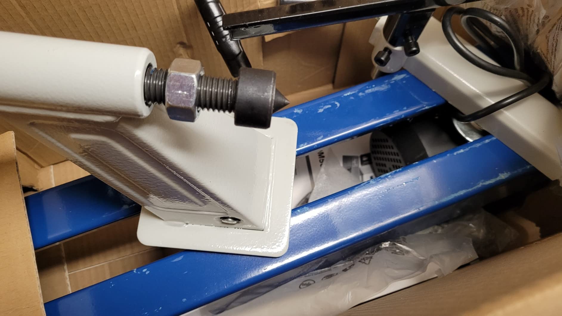 Scheppach DMT Series DM500T tour à bois 400 W 4 vitesses