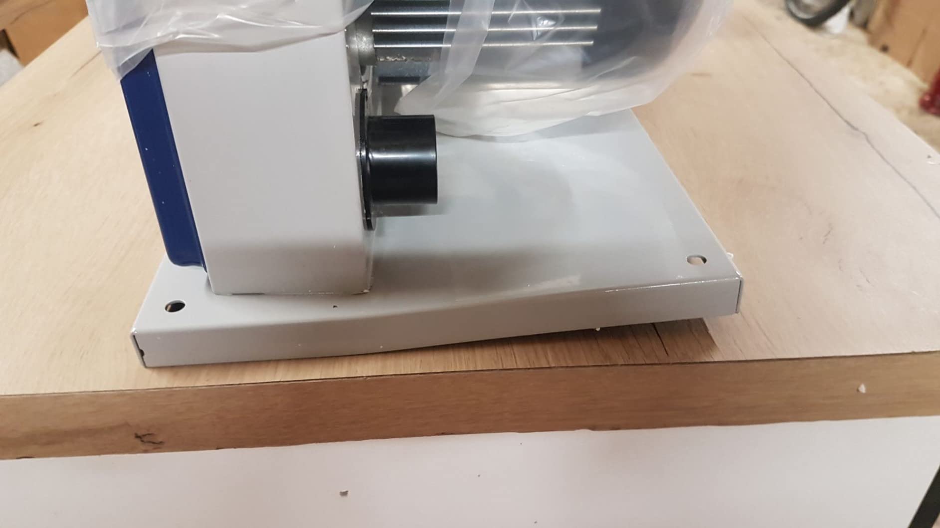 Scheppach HBS Series HBS30 scie à ruban 350 W avec 3 lames