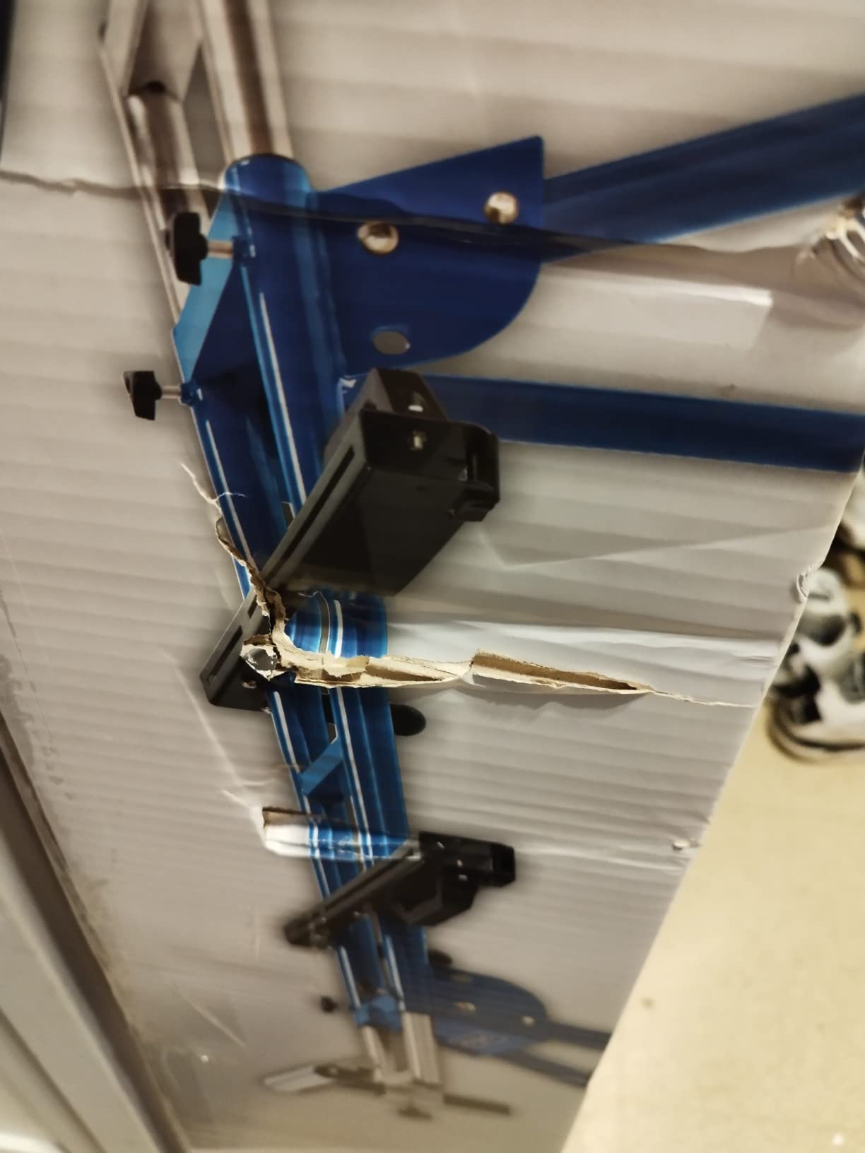 Scheppach HM Series UMF1600 support de scie à onglet réglable