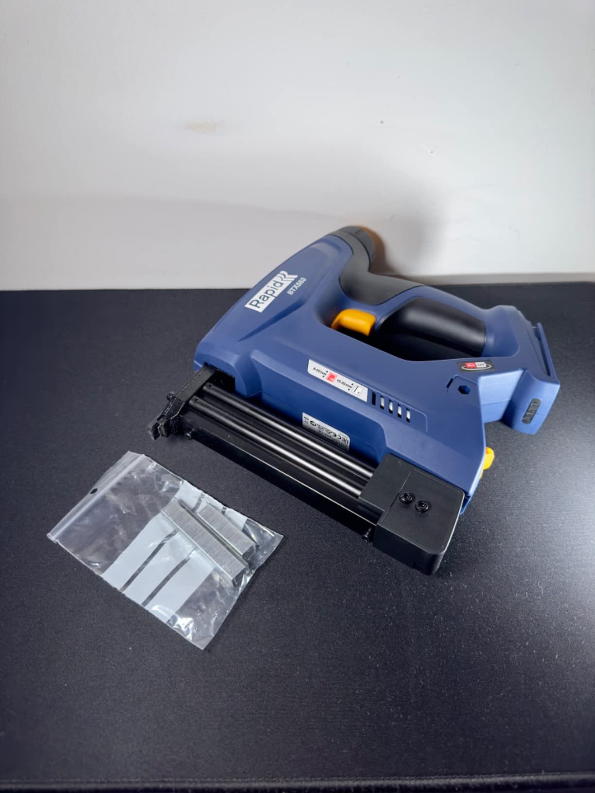Rapid Agrafage BTX553 agrafeuse-cloueuse 18 V sans batterie