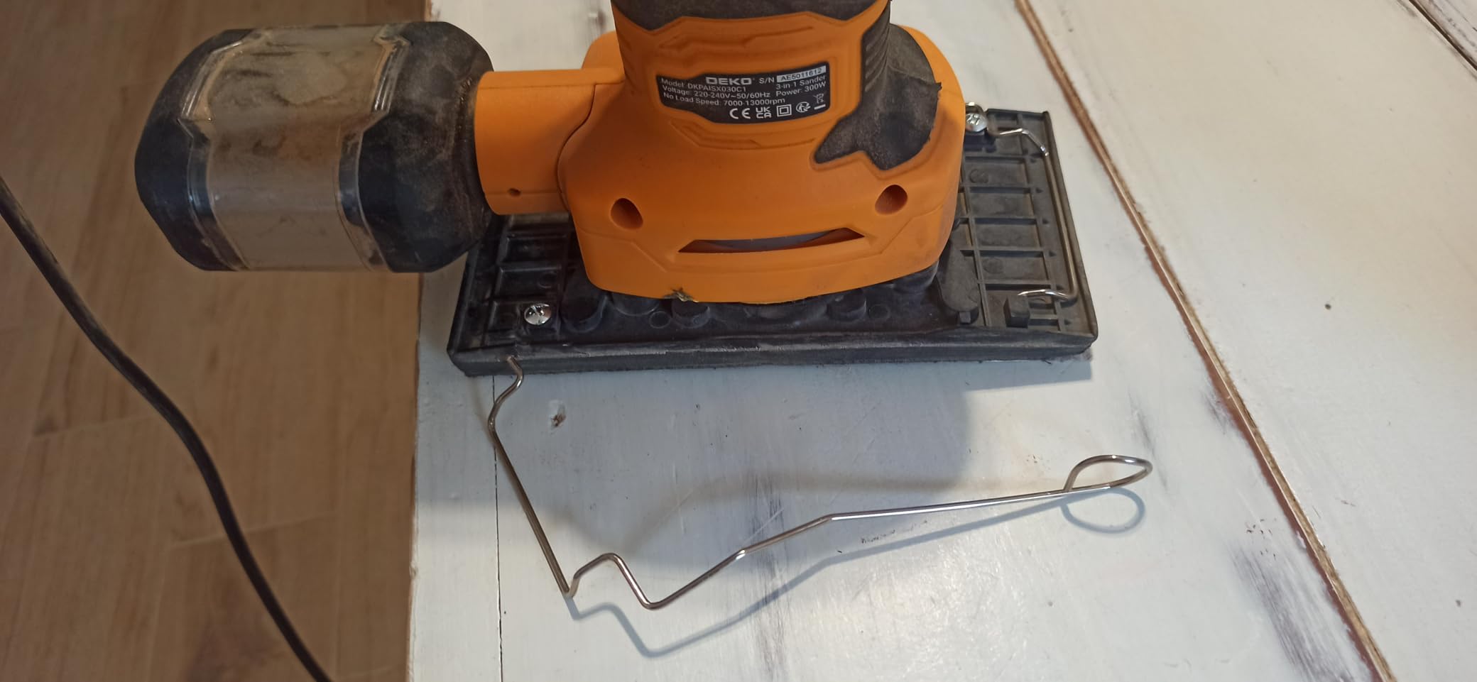 DEKOPRO POWER TOOLS ponceuse excentrique 300 W 125 mm avec bac à poussière