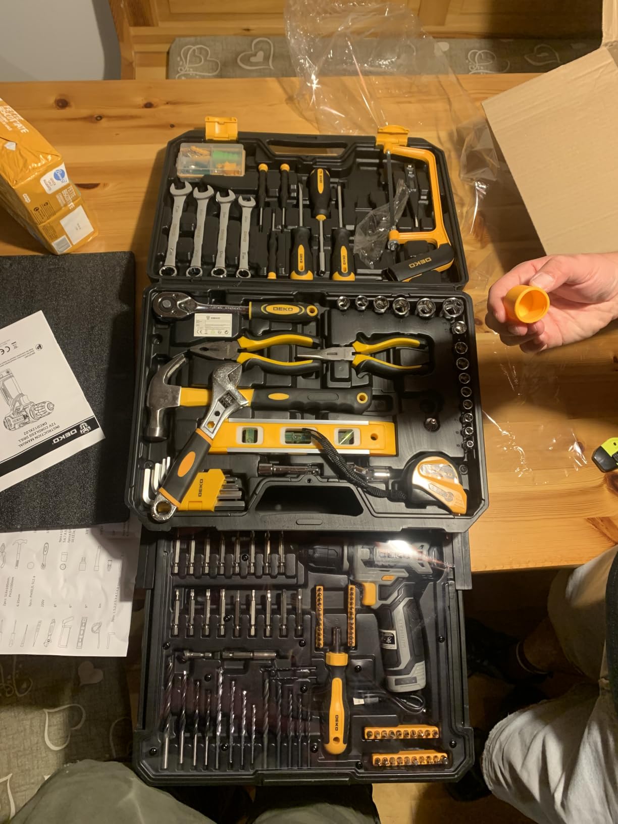 DEKOPRO TOOL KIT Coffret à outils 238 pièces avec perceuse 12 V gris