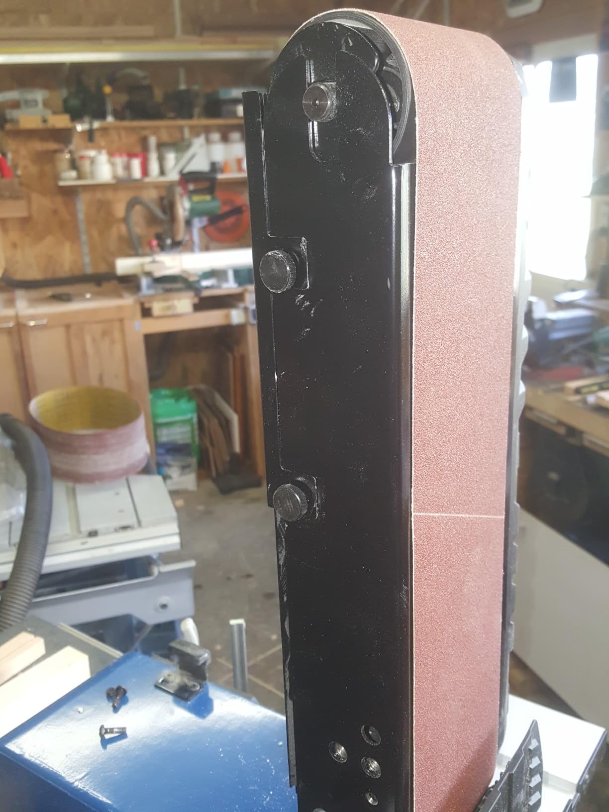 Scheppach BS Series BTS900 ponceuse à bande et à disque, jeu d’abrasifs 12 pièces