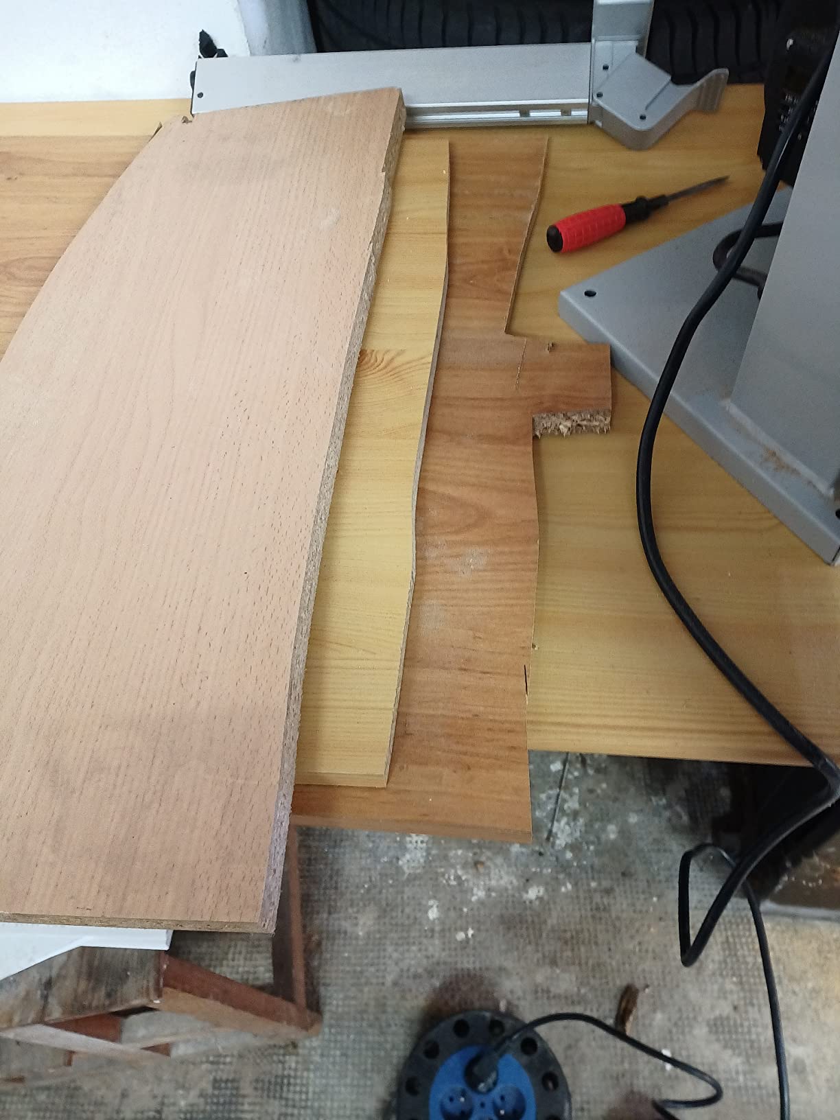 Scheppach HBS Series HBS30 scie à ruban 350 W avec 3 lames