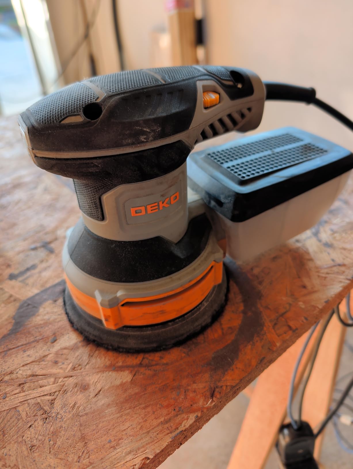 DEKOPRO POWER TOOLS ponceuse excentrique 300 W 125 mm jaune-gris