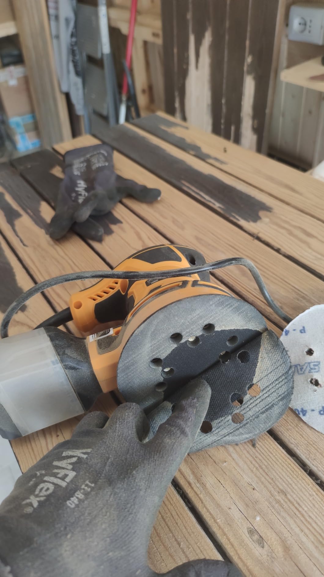 DEKOPRO POWER TOOLS ponceuse excentrique 300 W 125 mm avec bac à poussière