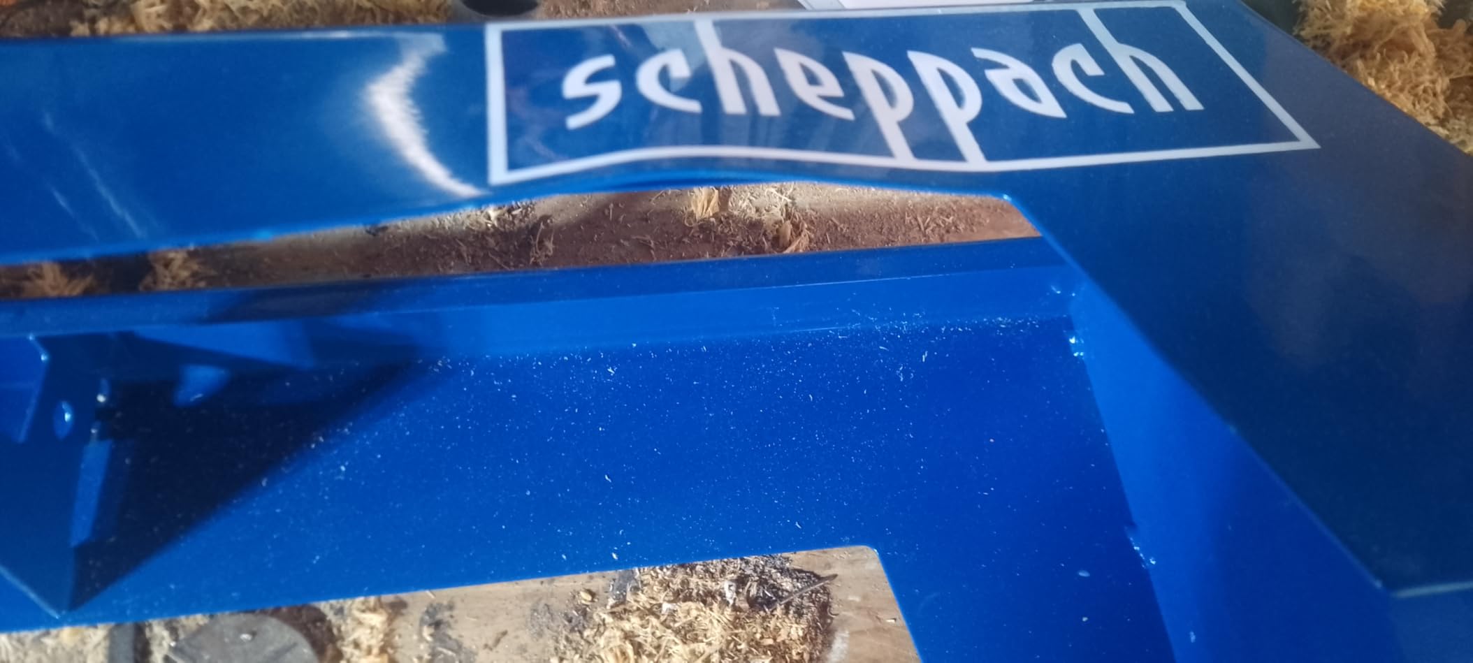 Scheppach DMT Series DM1100T tour à bois 400 W, 4 vitesses, 1000 mm