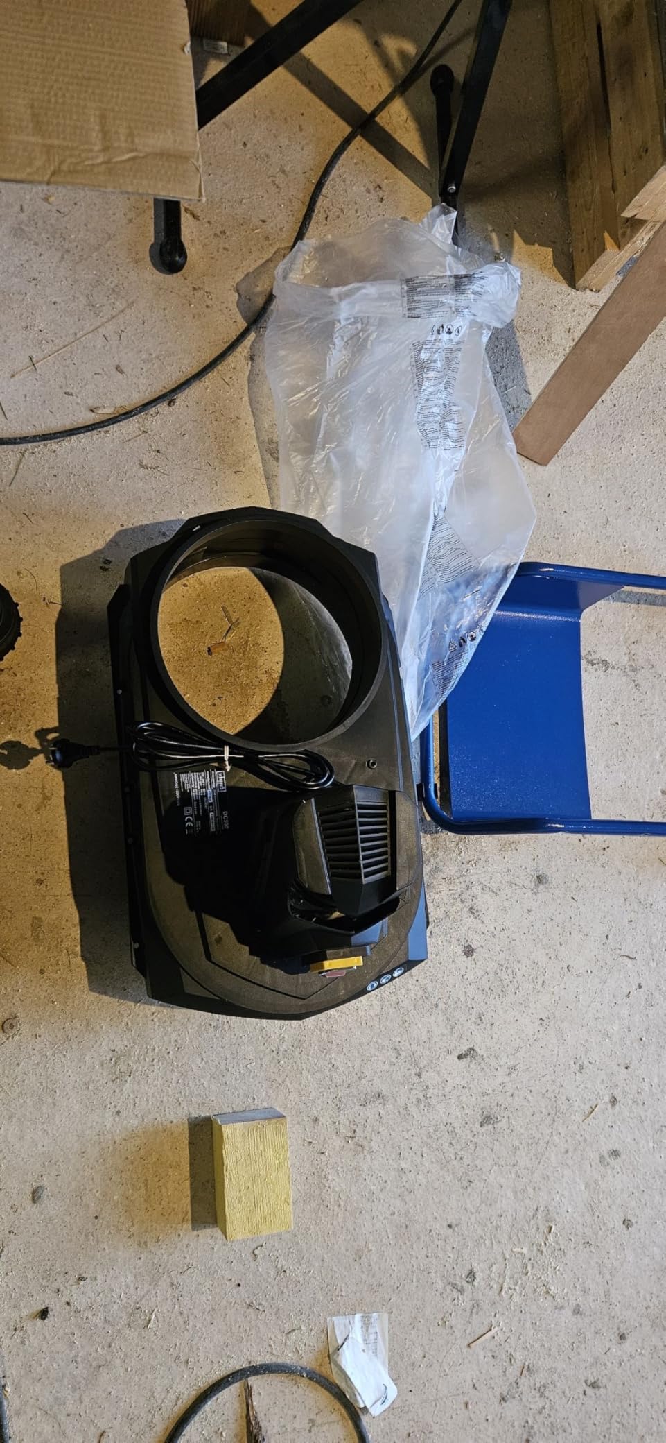Scheppach ST Series DC500 aspirateur à copeaux 550 W, sac 75 L