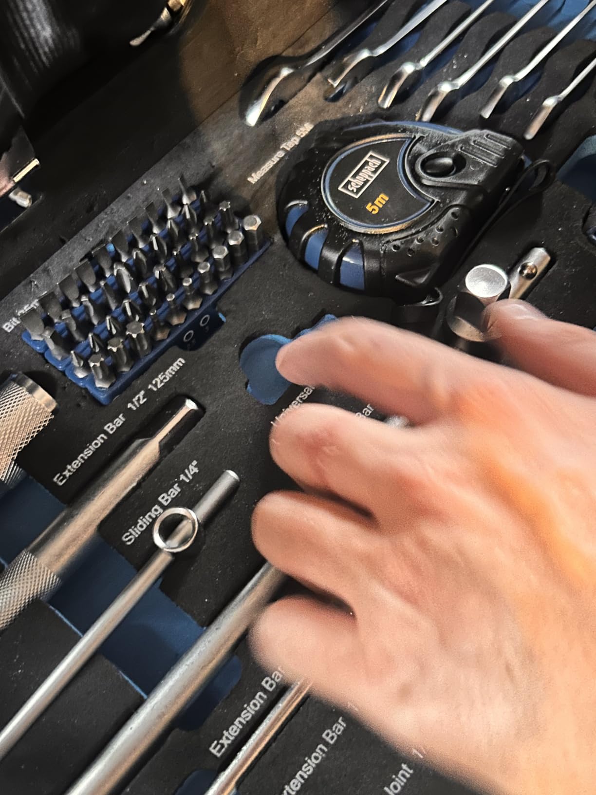 Scheppach ST Series TB94 mallette à outils 94 pièces en acier chrome-vanadium