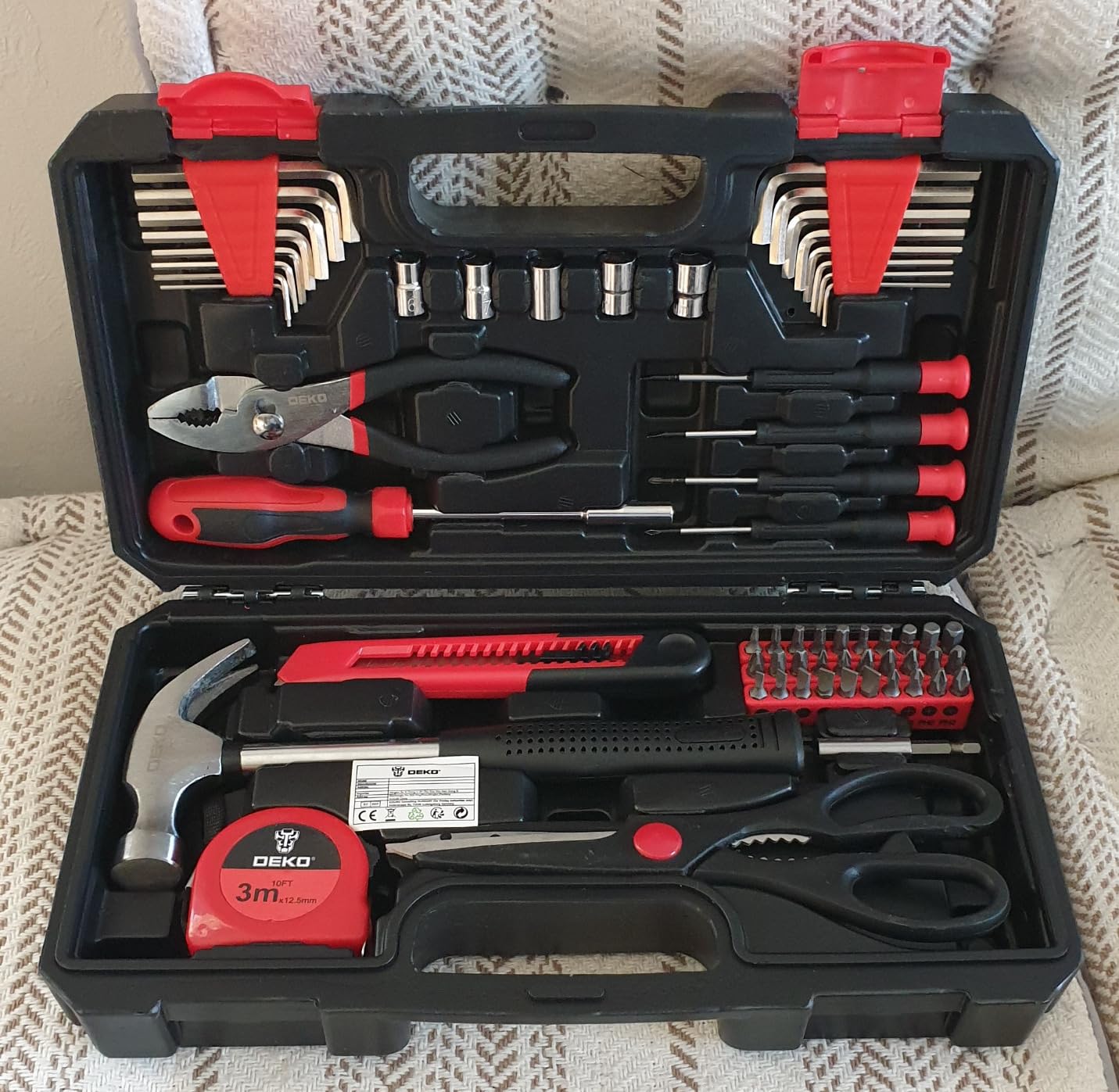 DEKOPRO TOOL KIT TZ62 coffret à outils 62 pièces vert
