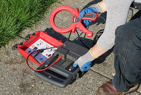 Amprobe UAT-620 kit localisateur de réseaux enterrés avec pince