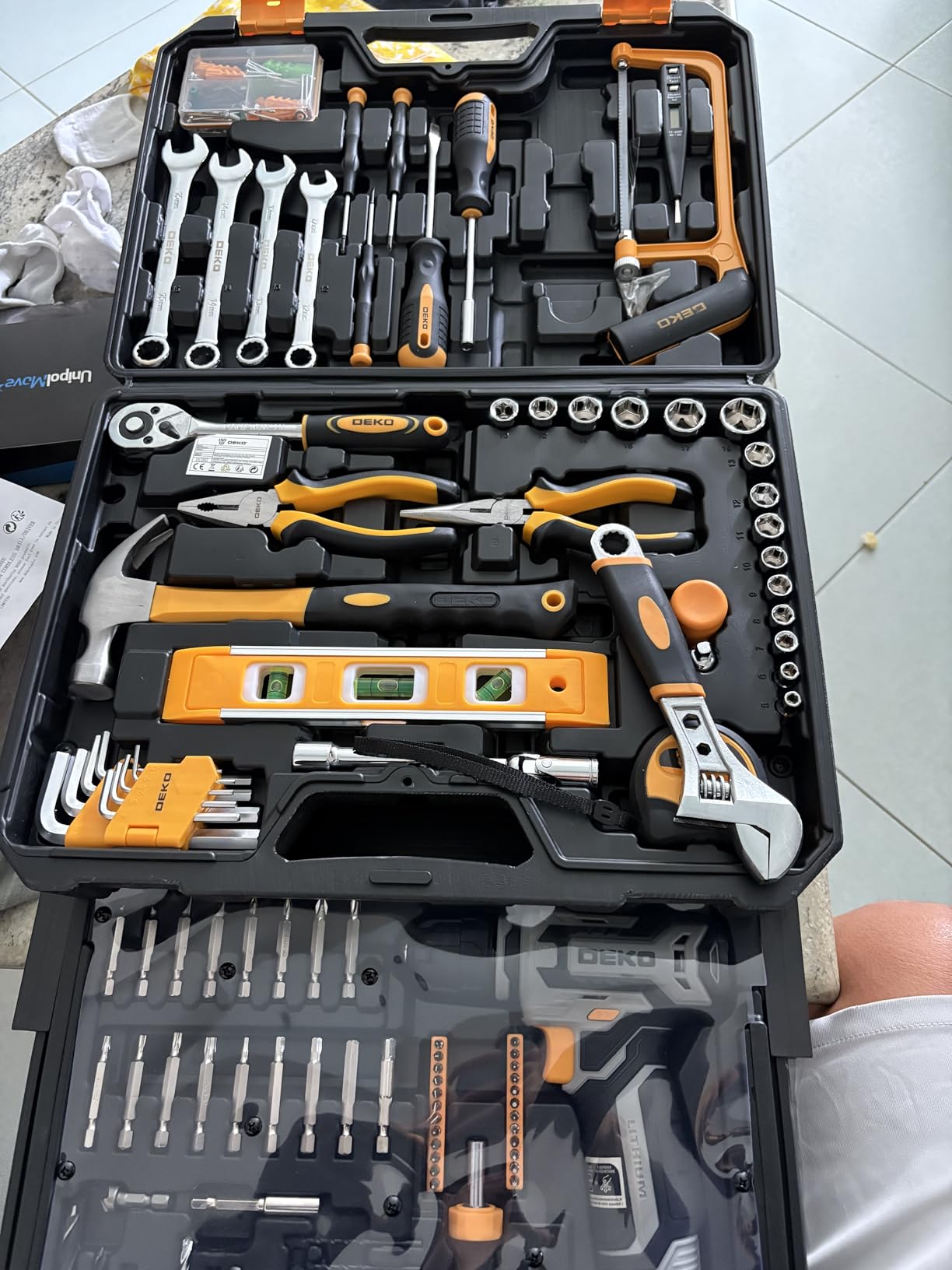 DEKOPRO TOOL KIT Coffret à outils 238 pièces avec perceuse 12 V gris