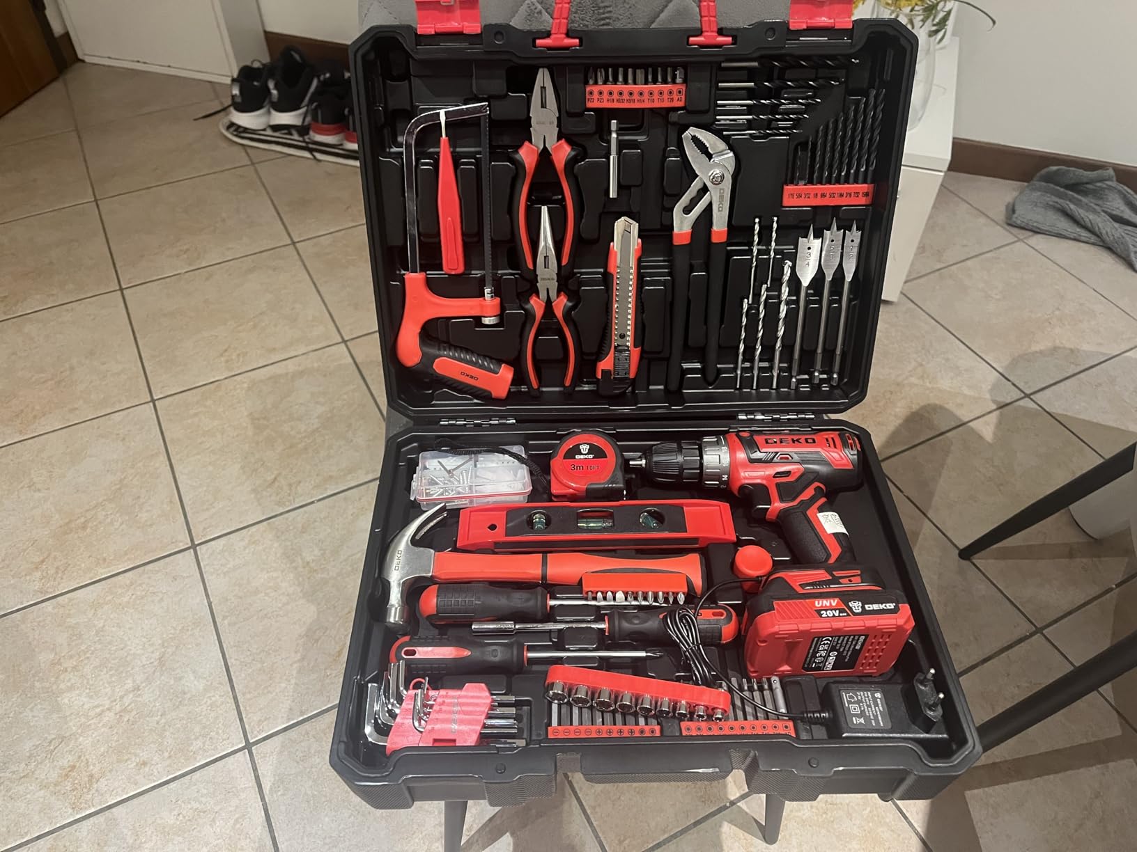 DEKOPRO TOOL KIT coffret 186 pièces bleu avec perceuse 20 V