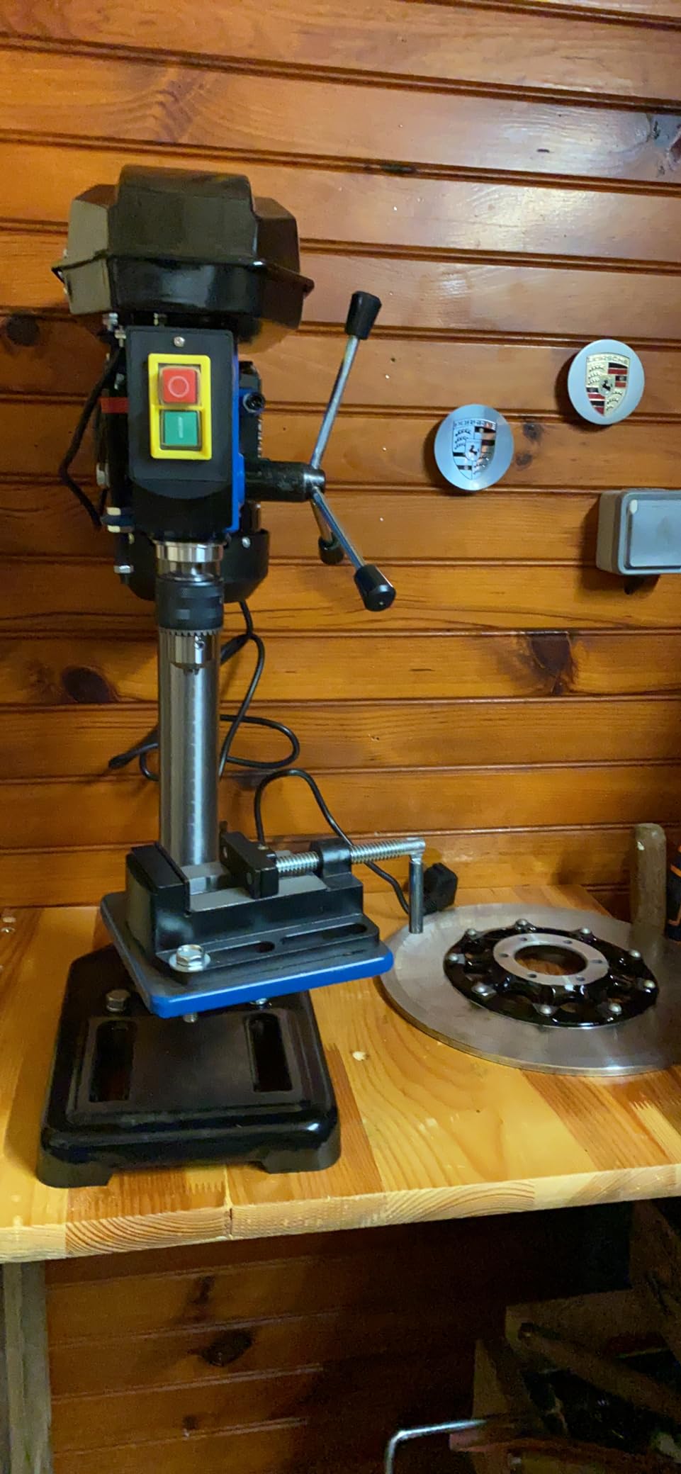 Scheppach ST Series DP16VLS perceuse à colonne 500 W avec laser et étau