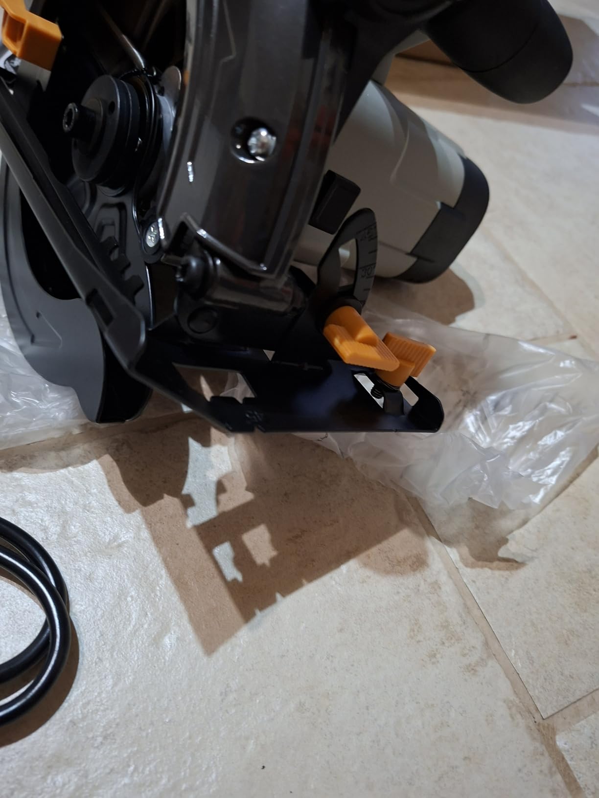 DEKOPRO POWER TOOLS scie circulaire 1200 W avec rail de guidage