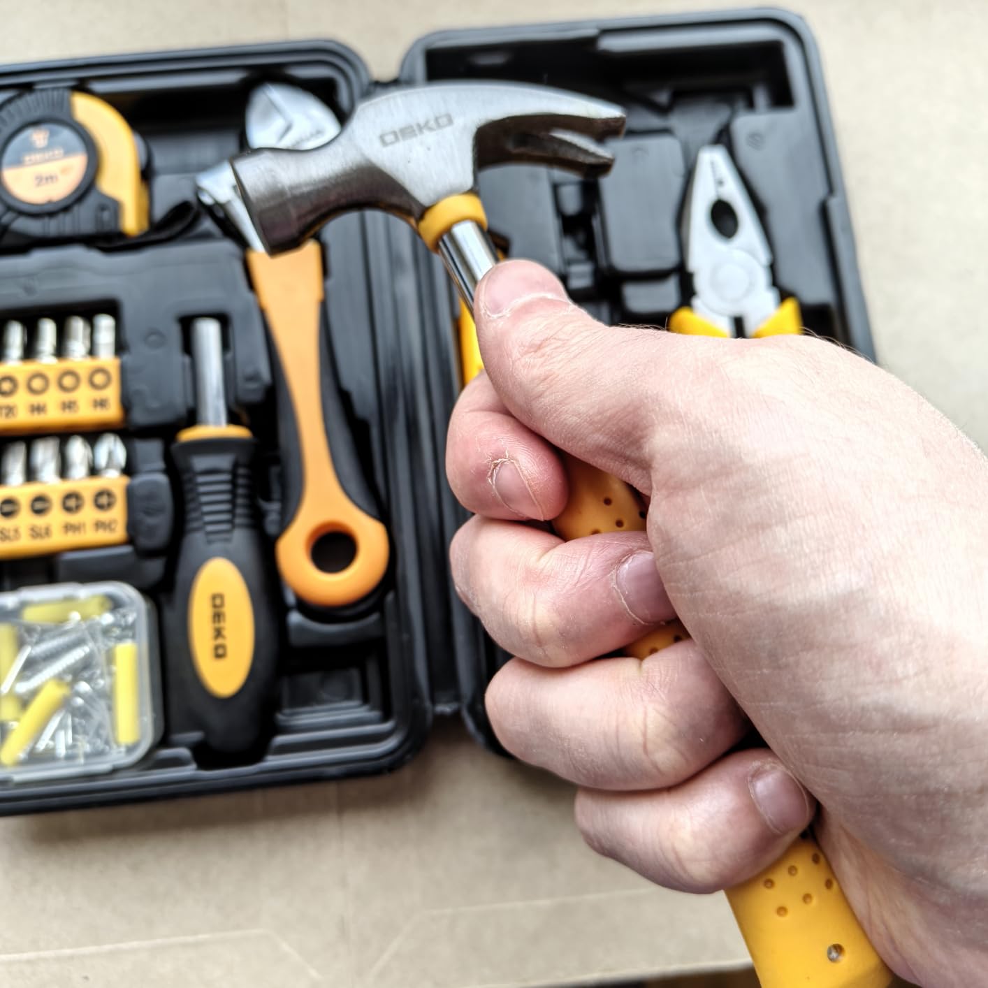 DEKOPRO TOOL KIT boîte à outils 62 pièces rose