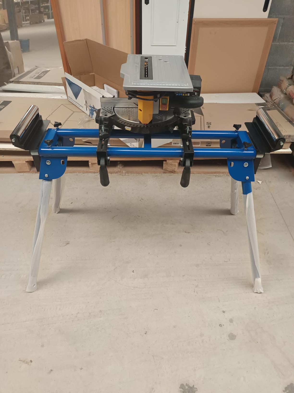 Scheppach HM Series UMF1600 support de scie à onglet réglable