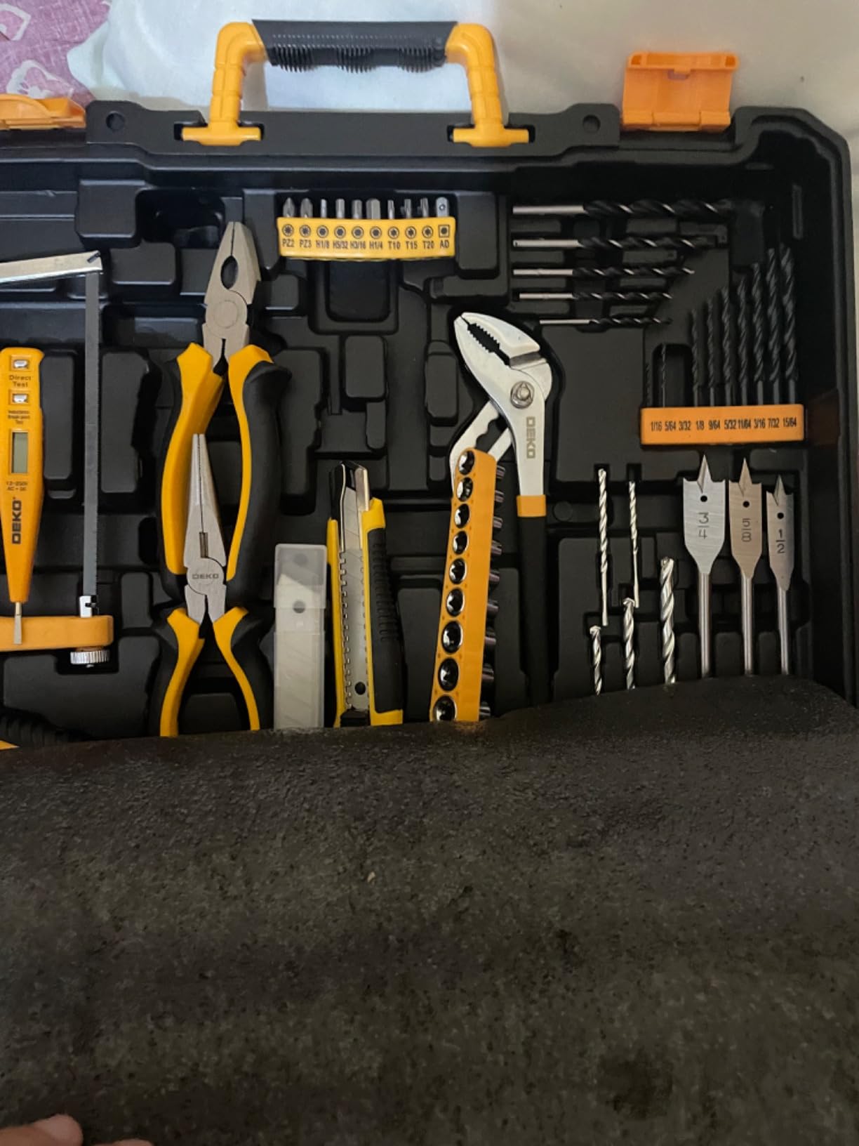 DEKOPRO TOOL KIT coffret 186 pièces bleu avec perceuse 20 V