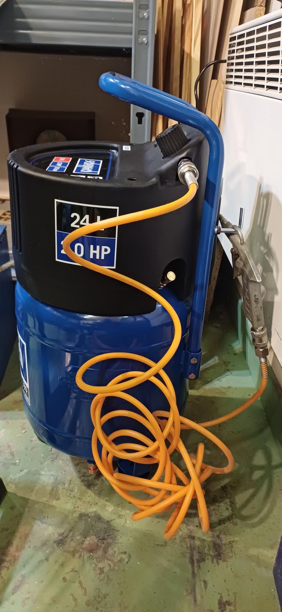 Scheppach HC Series HC24V compresseur vertical 24 L sans huile