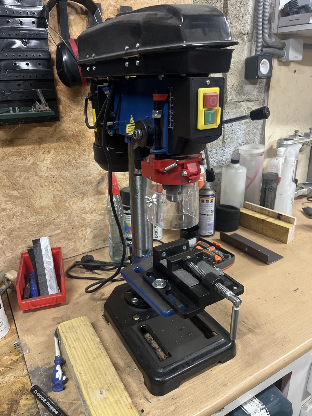 Scheppach ST Series DP16VLS perceuse à colonne 500 W avec laser et étau